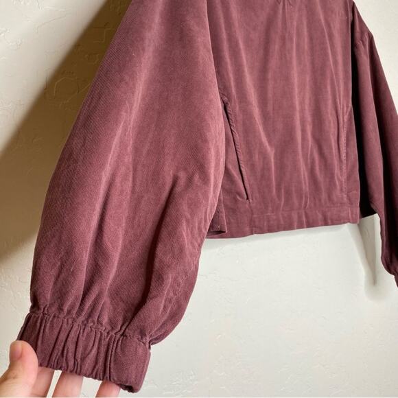 Zara Burgundy 100% Cotton Crewneck Cinched Sleeve Top Small - Picture 2 of 11